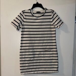 Banana Republic Black and White Raglan Sheath Dress